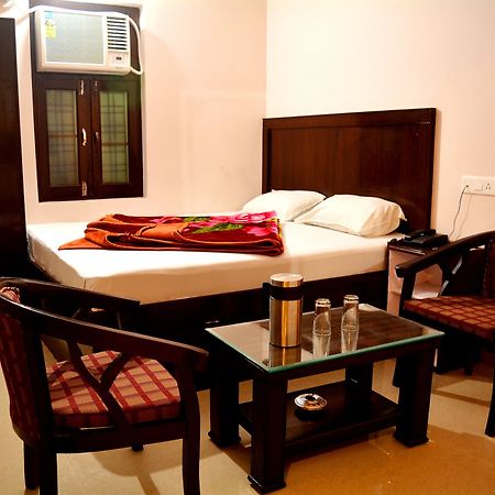 Hotel Thakur Ji Haridwār Eksteriør bilde
